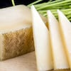 Alerta grave alimentaria: la Unión Europea detecta listeria en un famoso queso manchego de España
