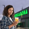 Por qué miles de españoles están comprando esta bebida de Mercadona tras las altas temperaturas