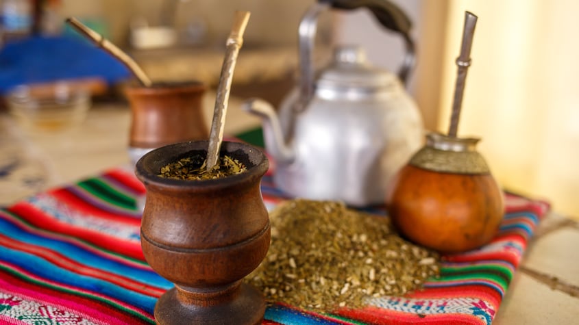 ¿Por qué la yerba mate dejó de estar prohibida en España?