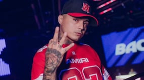 “Hoy no la puedo usar”: el cantante que brilló en Argentina y que una reconocida marca de ropa le prohibió su uso