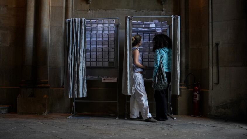 La participación de electores en España marcaba una fuerte baja respecto al 2019