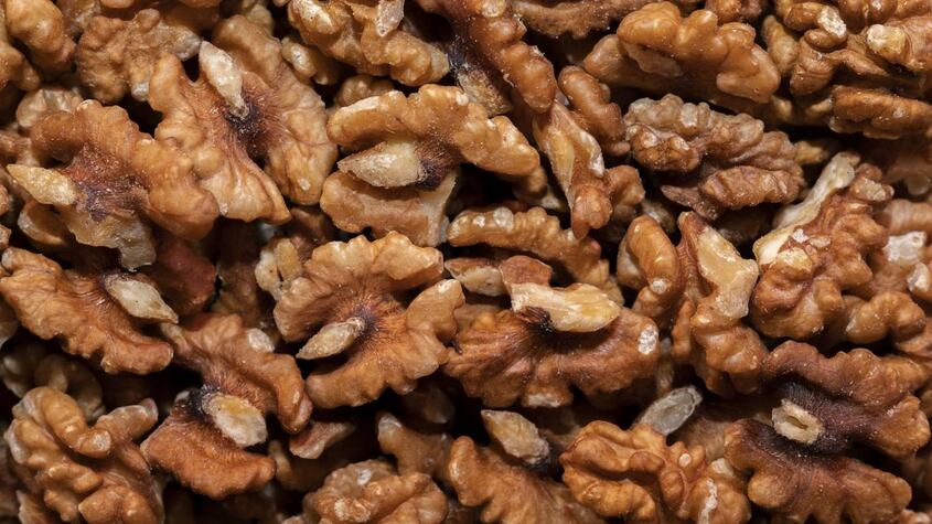 El fruto seco que ayuda a combatir las enfermedades reumáticas