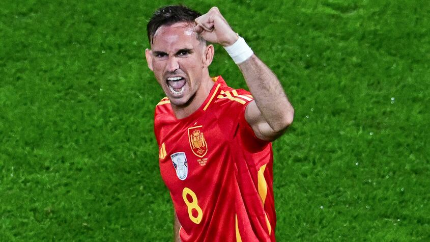 ¿De cuánto es el millonario sueldo de Fabián Ruiz Peña, el goleador de España en la Eurocopa?