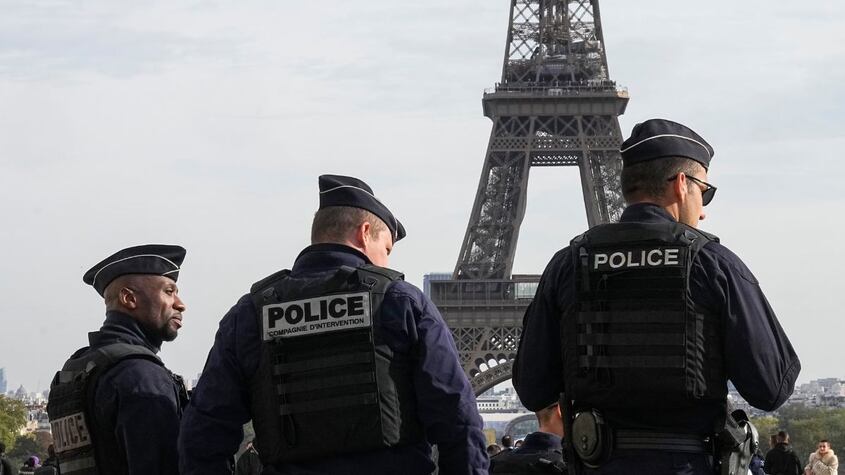 Policía de París.