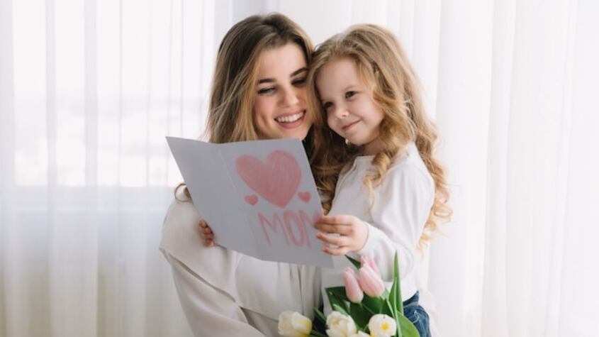 Día de la madre: estas son las 10 mejores frases para saludar a mamá en su día