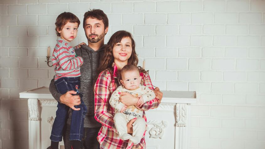 Estudios cientificos revelan si las personas son más felices con hijos