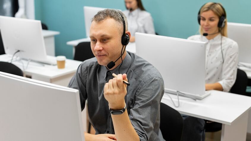 Trabajo (empleo) en Call Center
