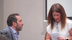 ¿Cuál es la relación entre Leire Díez y Víctor Aldama?