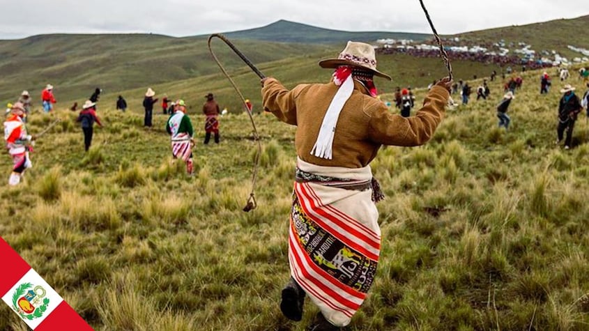 Batalla tradicional de Chiaraje en Cusco (Perú)