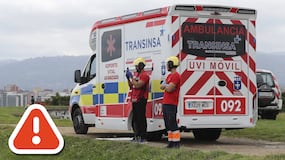 Senderista encuentra a mujer semidesnuda y herida en Gijón