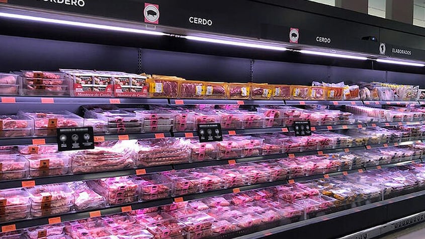 Sección de carne de cerdo en el Mercadona