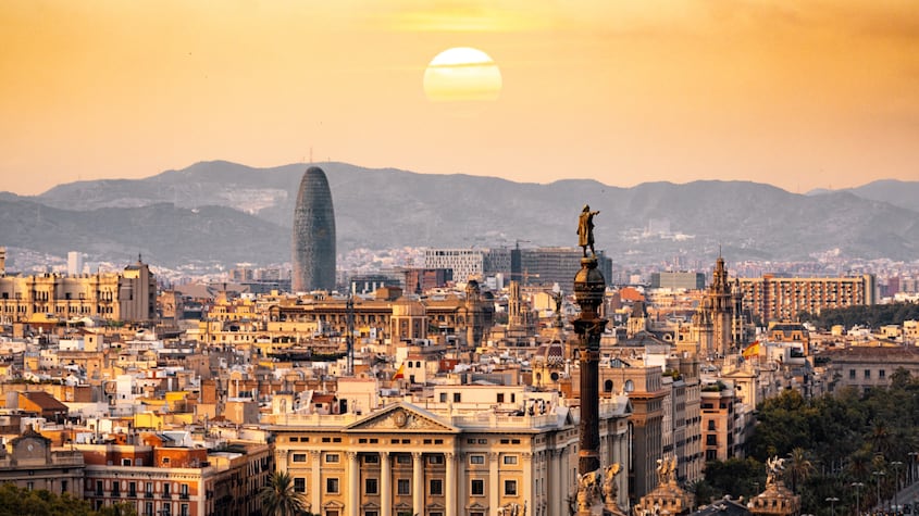Cuáles son los negocios en Barcelona que más se benefician con los festivos de Semana Santa