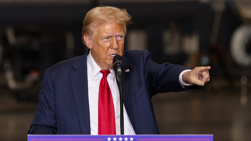 Donald Trump ha afirmado que Kamala Harris es “discapacitada mental”