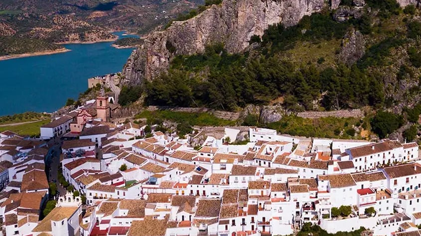 Zahara de la Sierra (Cadiz)
