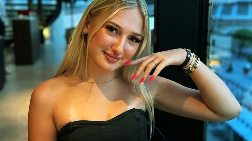 Juli Luxie, influencer francesa y creadora de contenido de OnlyFans