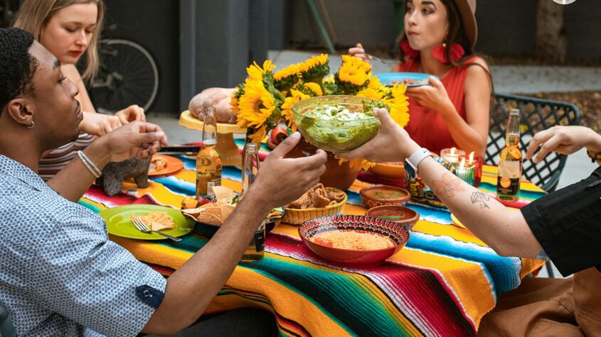 ¿Cómo comer en un buffet chino? Este tiktoker tiene el consejo definitivo