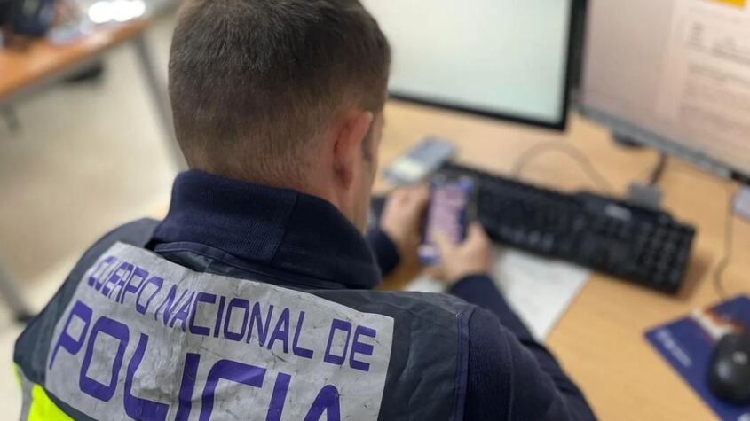 Policía