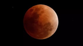 Se acerca un raro eclipse de luna roja: ¿Cuándo y cómo podrá verse desde España?