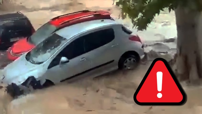 Impactante vídeo de coches arrastrados por el agua en un desborde en Albacete
