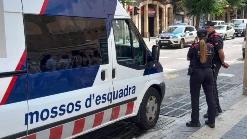 Hallazgo trágico: investiga la muerte de un padre y su hijo en un incendio sospechoso