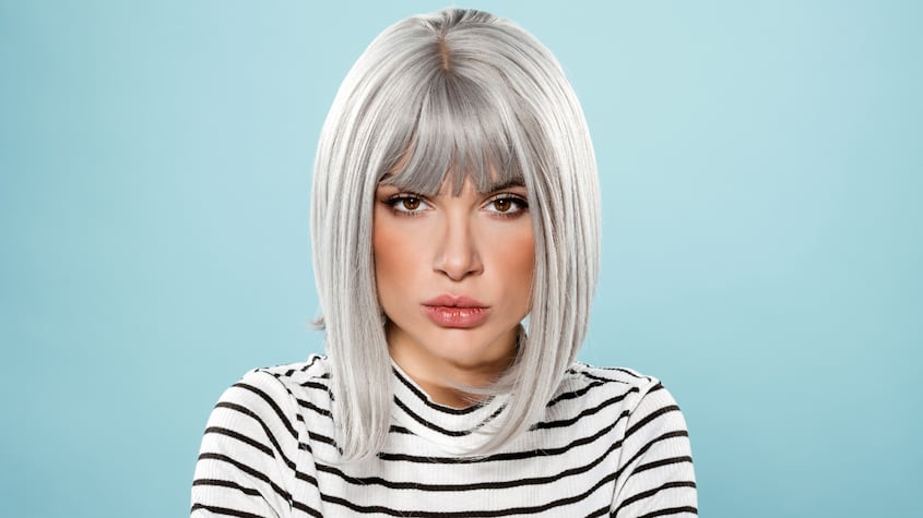 ¿Te dejaste las canas? Esto dice la Psicología sobre tu personalidad