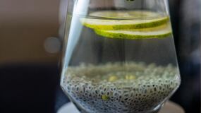 Prepara esta receta a base de chía que mantiene la microbiota intestinal
