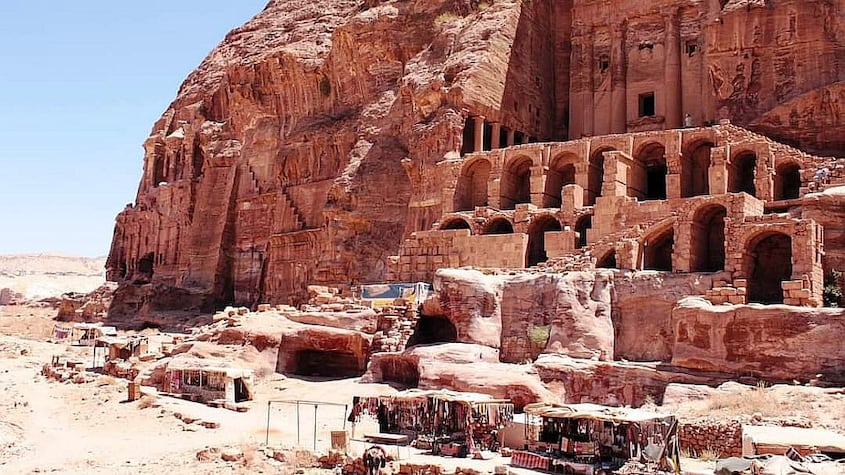 ¿Cómo es Petra, la ciudad que fue evacuada por un fenómeno similar a la Dana?