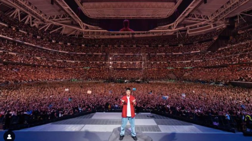 Impactante concierto de Duki en el Bernabéu marca un hito para la música urbana