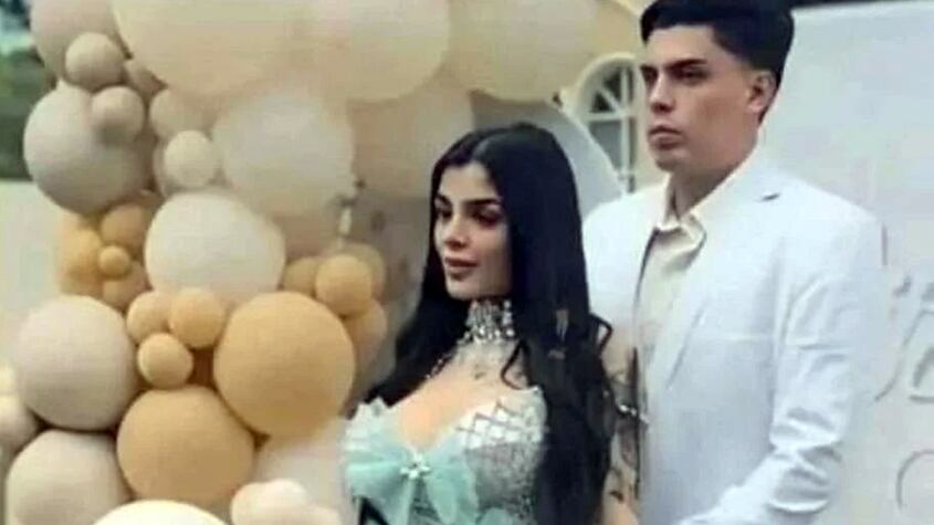 Karely Ruiz y Johnny Echeverria