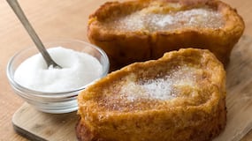 Semana Santa 2025: cómo preparar unas exquisitas y económicas torrijas caseras