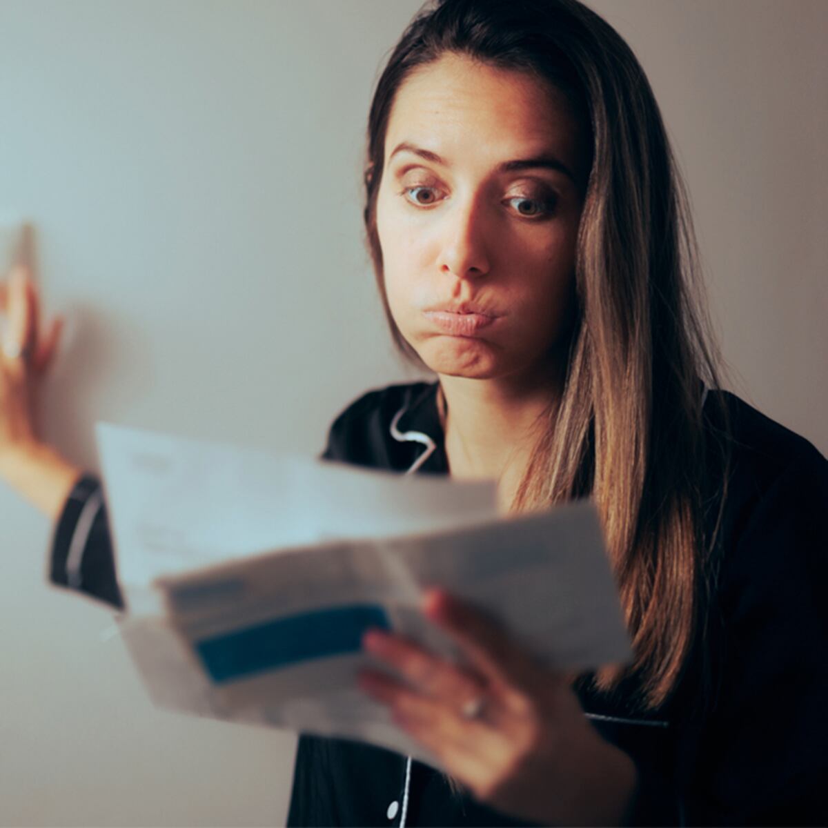 Precio de la luz hoy Jueves, 14 de agosto: ¿Cuándo está más barata y más cara?