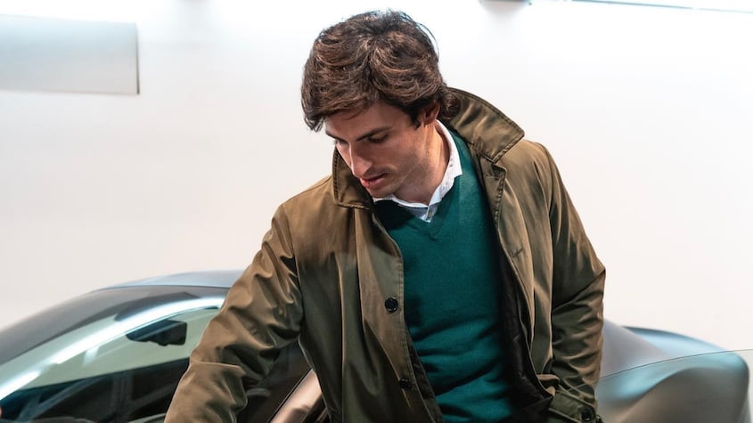 ¿De cuánto es la fortuna de Carlos Sainz y cómo la invierte?