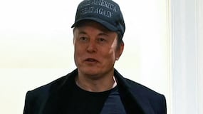 Elon Musk reacciona a la caída de X y culpa a los “ciberataques de Ucrania”