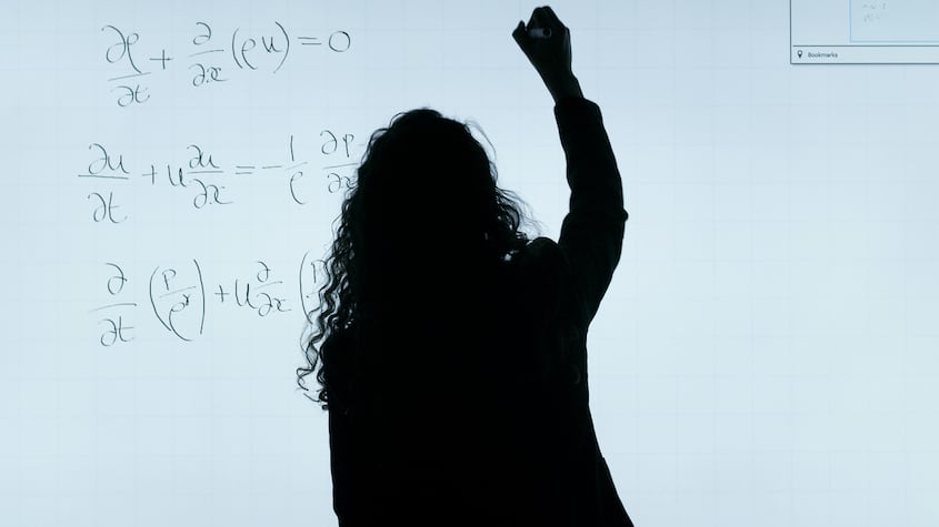 Este es el salario de un profesor universitario en España