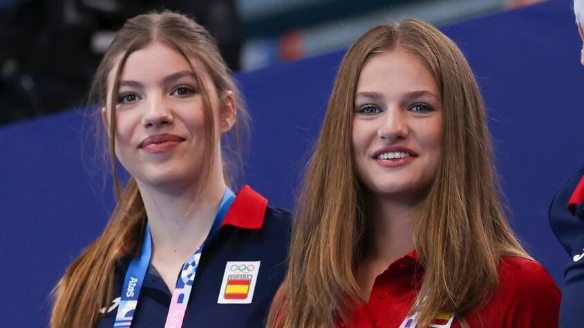 Princesa Leonor de Borbón e infanta Sofía de Borbón.