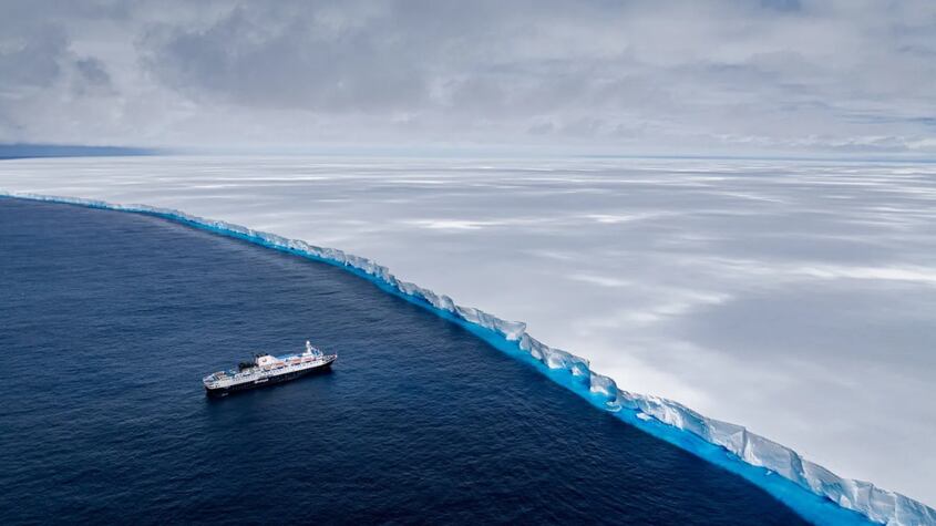 Científicos de todo el mundo, fascinados con el iceberg “más grande del mundo”