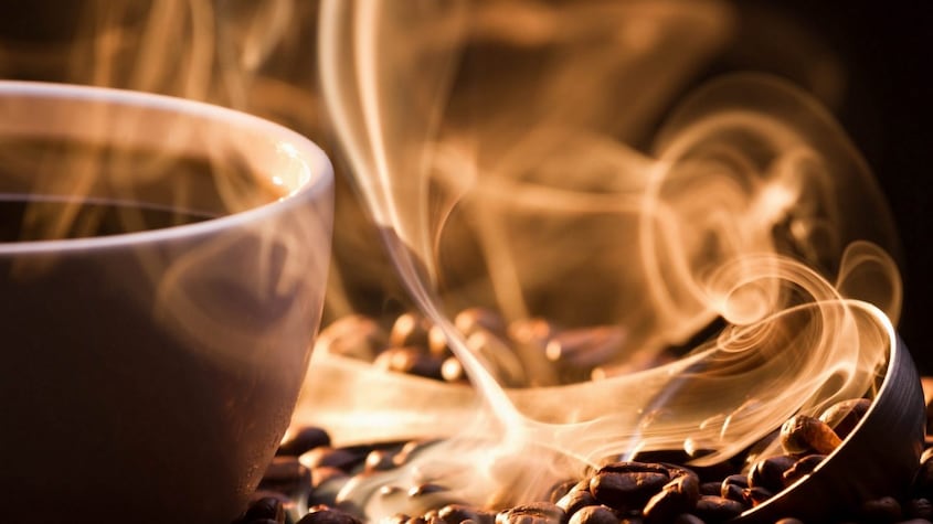 ¿Huele en tu casa a café y no lo tienes hecho? Esto es lo que significa.