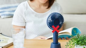 El truco casero que alivia el calor en solo segundos y sin enchufes