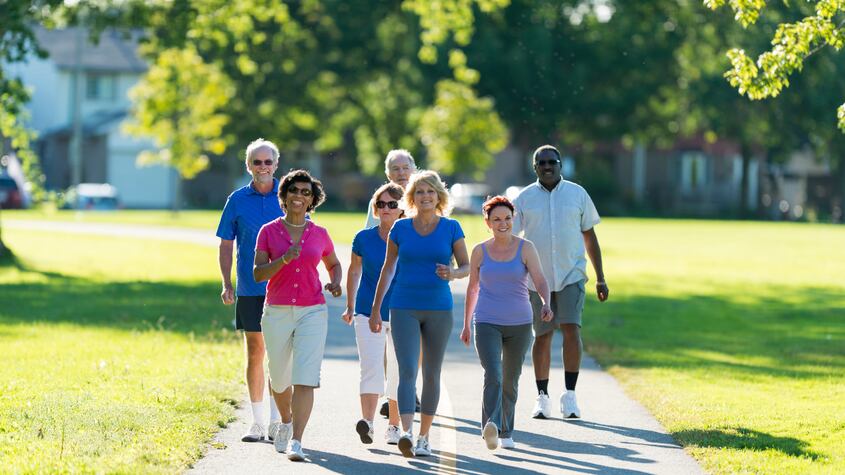 Salud: ¿Cuánto hay que caminar para llegar a los 10.000 pasos?
