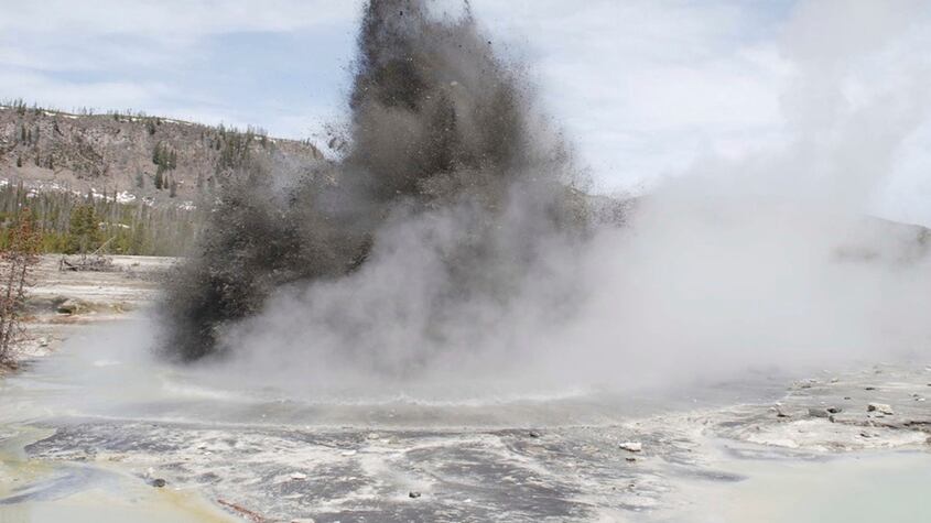 VIDEO: Minutos de terror vivieron turistas tras la explosión en Yellowstone