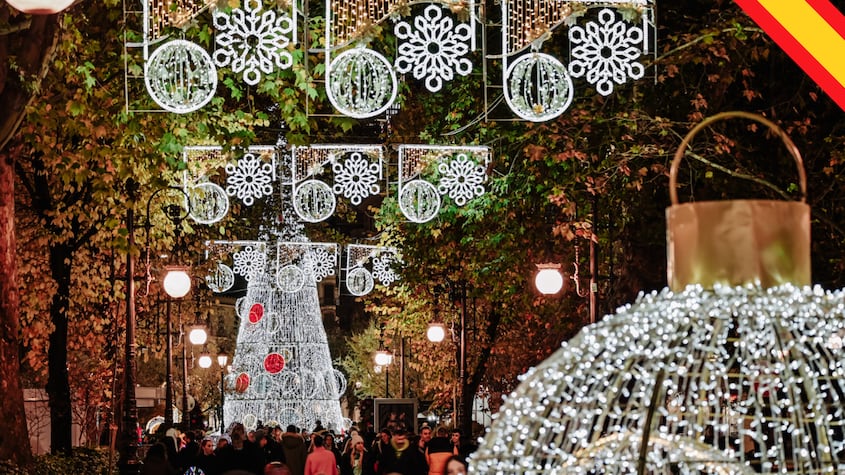 Luces navideñas en Paseo de Gràcia Barcelona: cortes de tráfico y líneas de buses afectadas