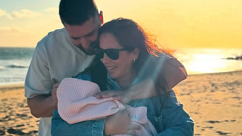 Anabel Pantoja, David Rodríguez y su hija Alma