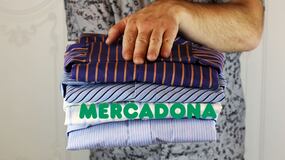 ¿Es tan bueno el líquido de planchado de Mercadona? Esto dice la OCU