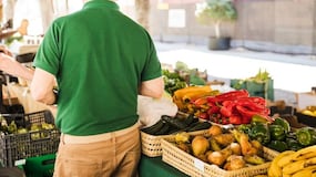 1 de Mayo “Día del trabajador” ¿En qué comunidades es festivo y cuánto cobran quienes trabajan?