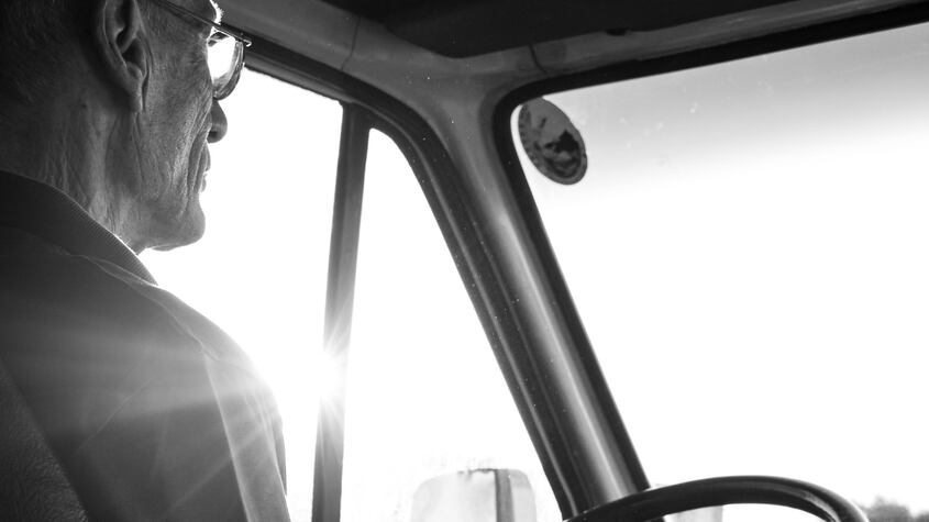 Si tienes más de 65 años y alguna de estas enfermedades la DGT no te renovará el carnet