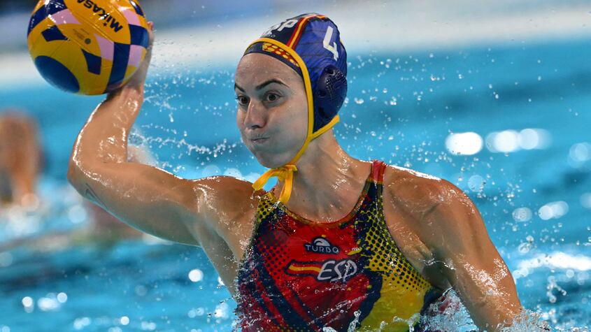 España brilla en el waterpolo femenino: ¿Dónde se puede practicar este deporte?