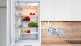 El truco de las bolas de papel aluminio en el congelador que está ganando adeptos por su eficacia