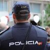 Una pelea en un bar de L’Hospitalet acabó con un joven con la mano amputada