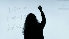 ¿Cuáles son las 10 carreras con la nota de corte más alta en España este 2024?