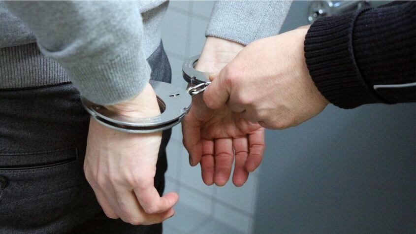 Violó a su exnovia, lo admitió, fue condenado pero no irá a prisión